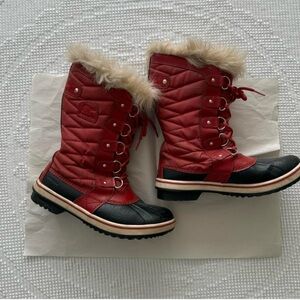 Sorel Red and Black Winter Boots with Quilted Upper